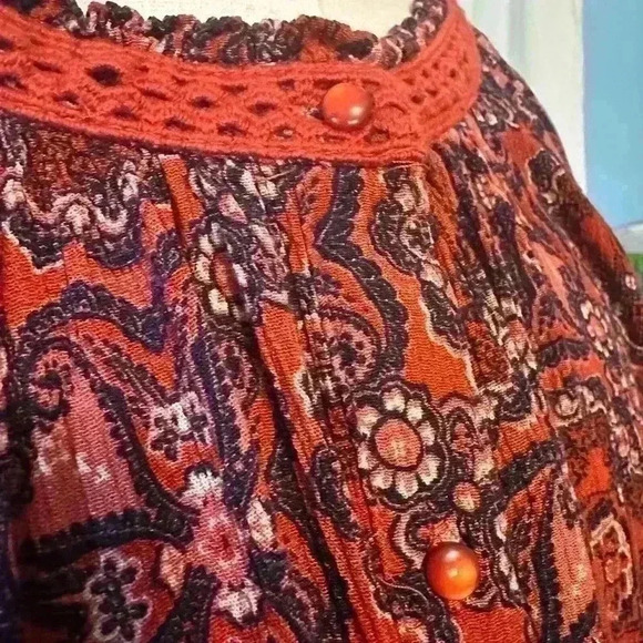 Collections By Bobeau 3XL 3/4 Sleeve Floral Rayon Blouse. - Picture 4 of 6